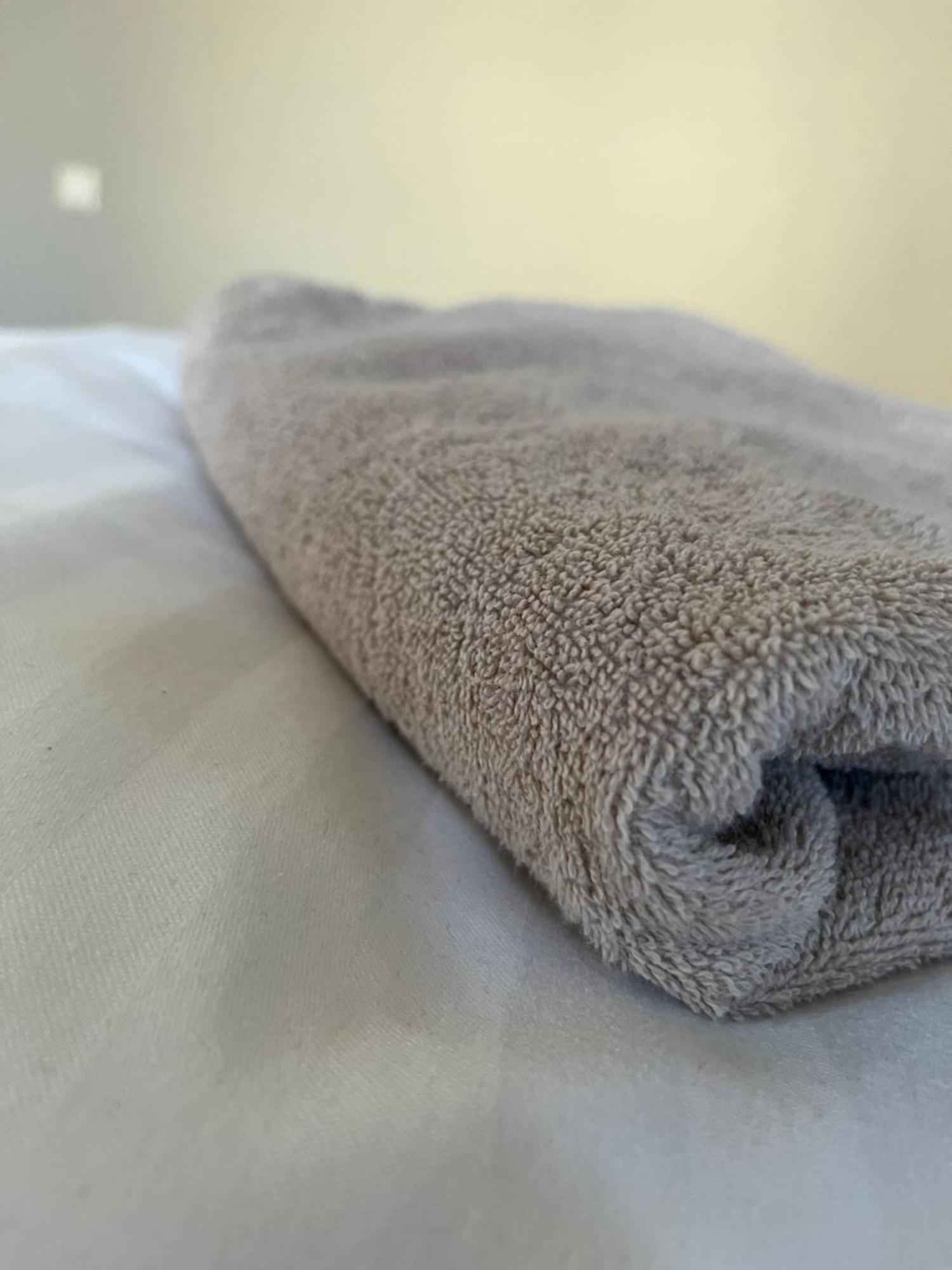 4U Hotel Men Only Hohenthurn ภายนอก รูปภาพ
